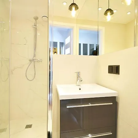 Apartament Avis - Skwer Kosciuszki 2 *